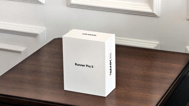 智商税？南卡RunnerPro5上手体验龙8国际头号玩家骨传导耳机不值得购买？是(图2)