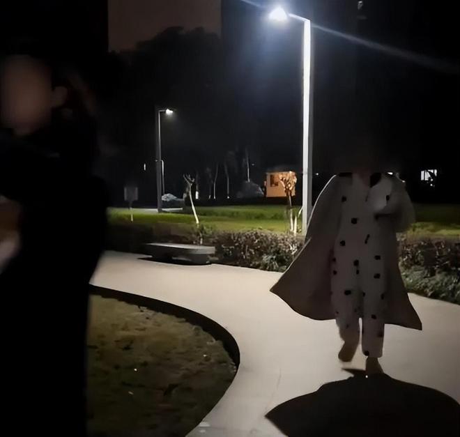 耳光还用手机砸我面部鲜血直流”女子被立案
